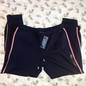 Tommy Hilfiger BNWT Adaptive joggers